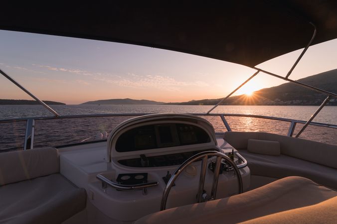 Yaretti 2210 | Happy 3