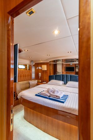 Yaretti 2210 | Happy 3