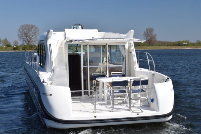 Nicols Estivale Sixto | Amsterdam