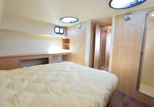 Nicols Estivale Sixto | Amsterdam