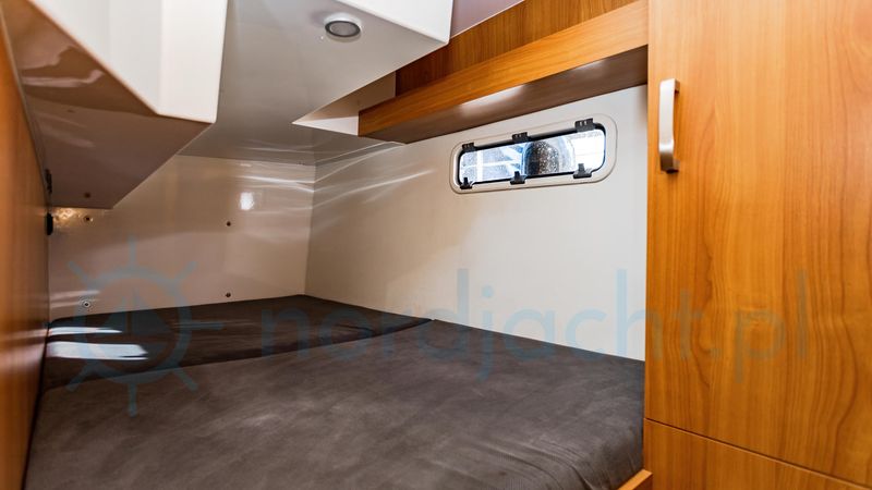 Stillo 30 | Piata Lady M