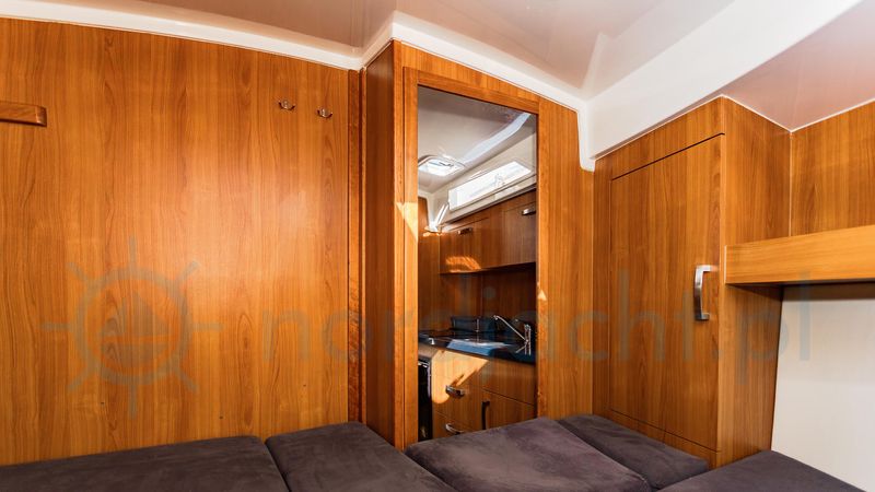 Stillo 30 | Piata Lady M