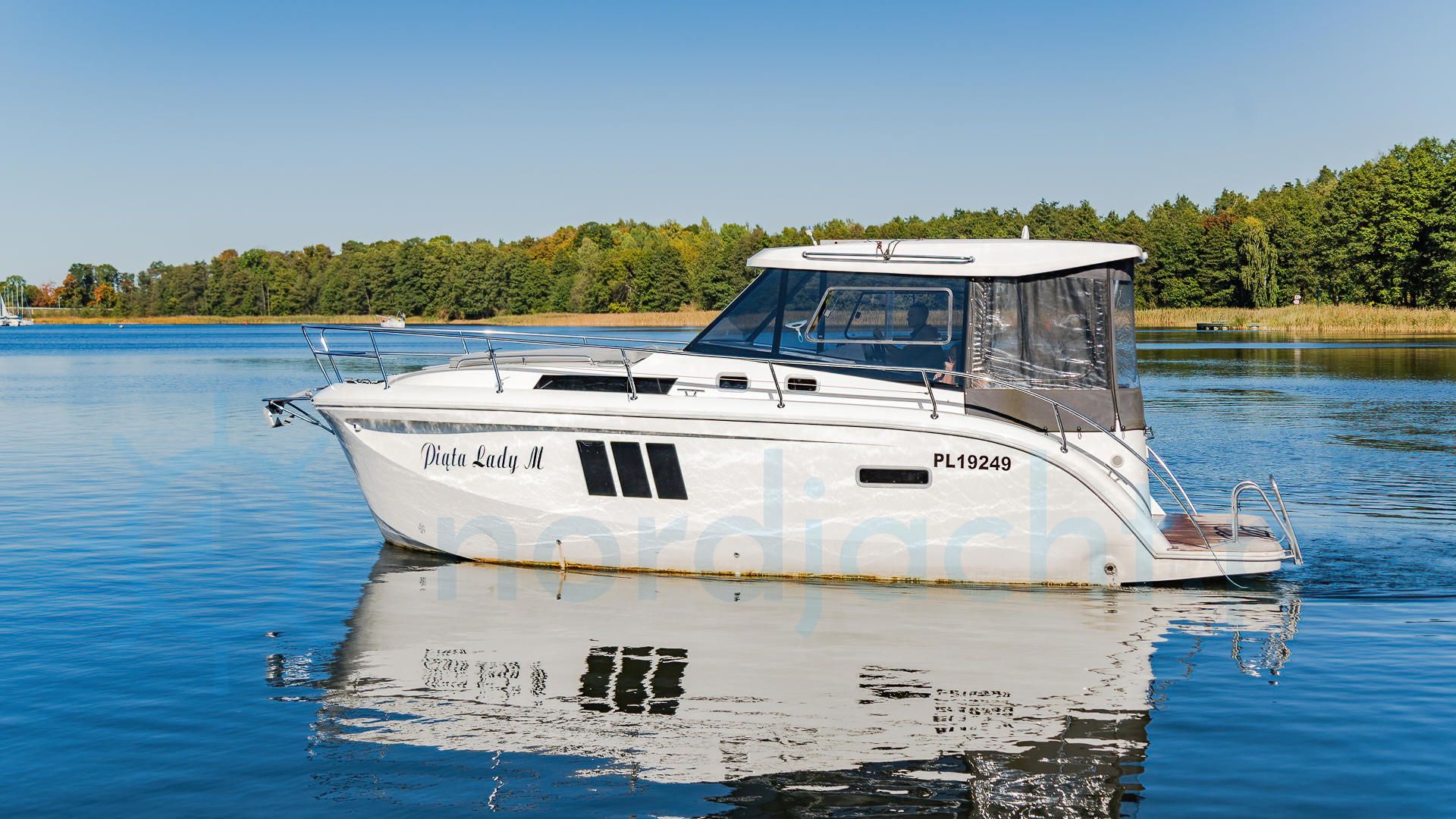 Stillo 30 | Piata Lady M