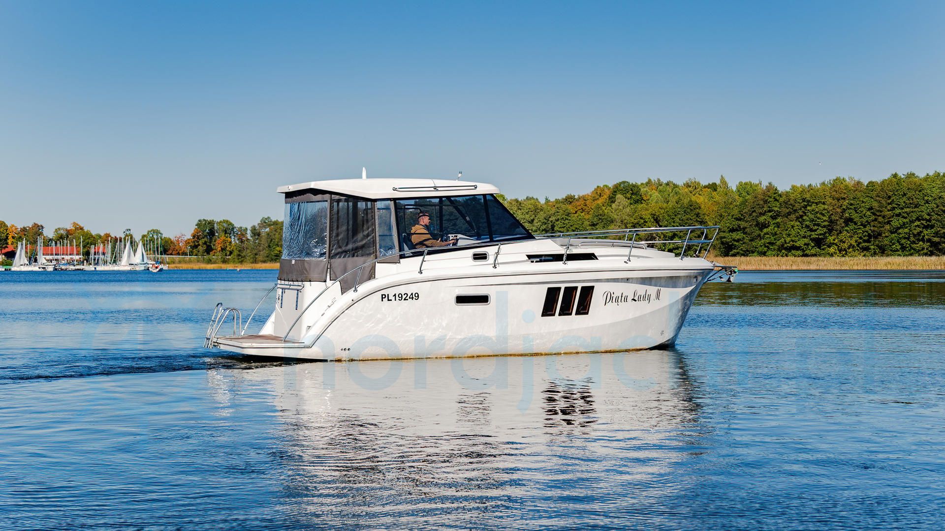 Stillo 30 | Piata Lady M