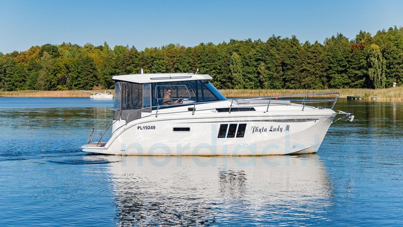 Stillo 30 | Piata Lady M