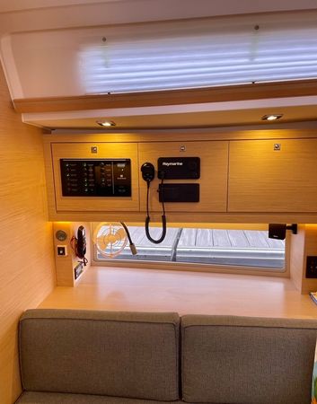 Dufour 470 | Knot Online