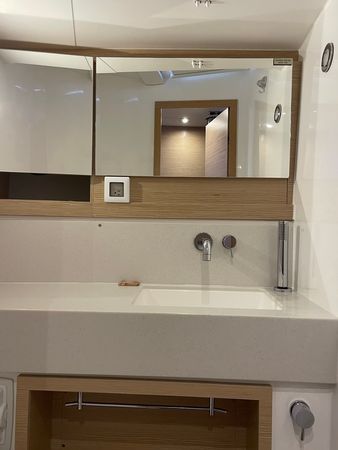 Dufour 470 | Knot Online