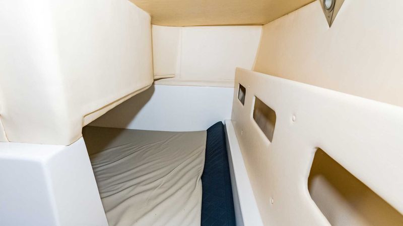 Coral 750 | Hard Top