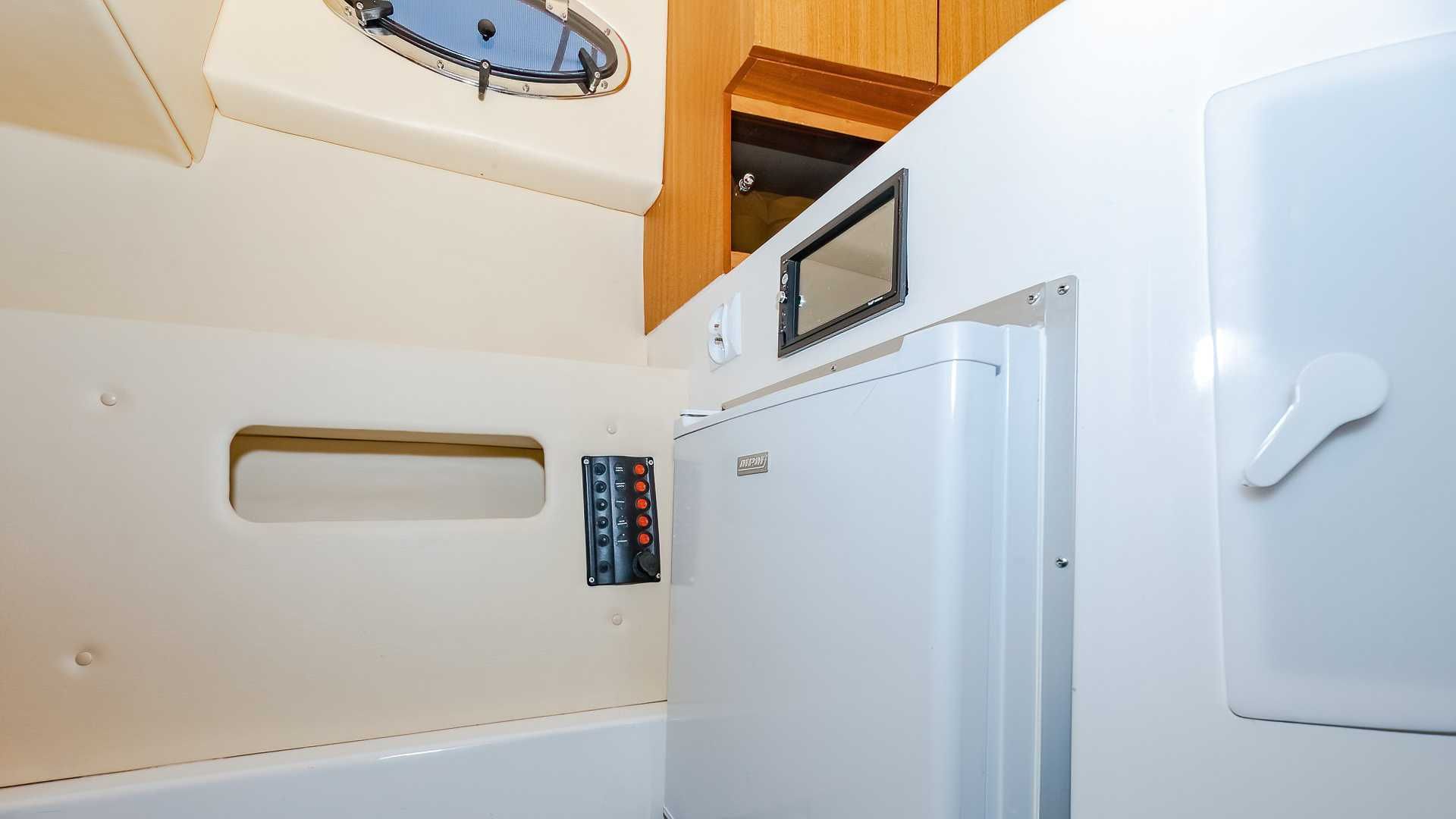 Coral 750 | Hard Top