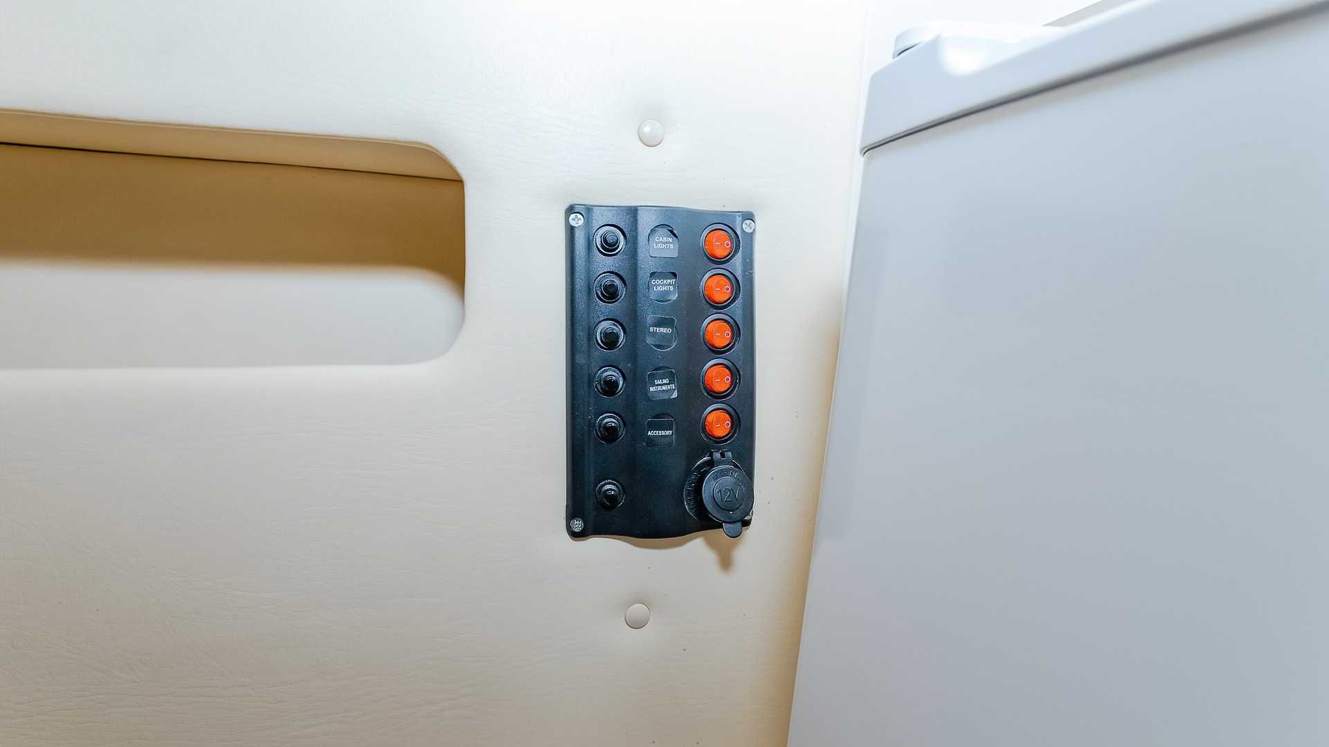 Coral 750 | Hard Top