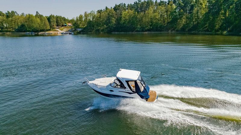 Coral 750 | Hard Top