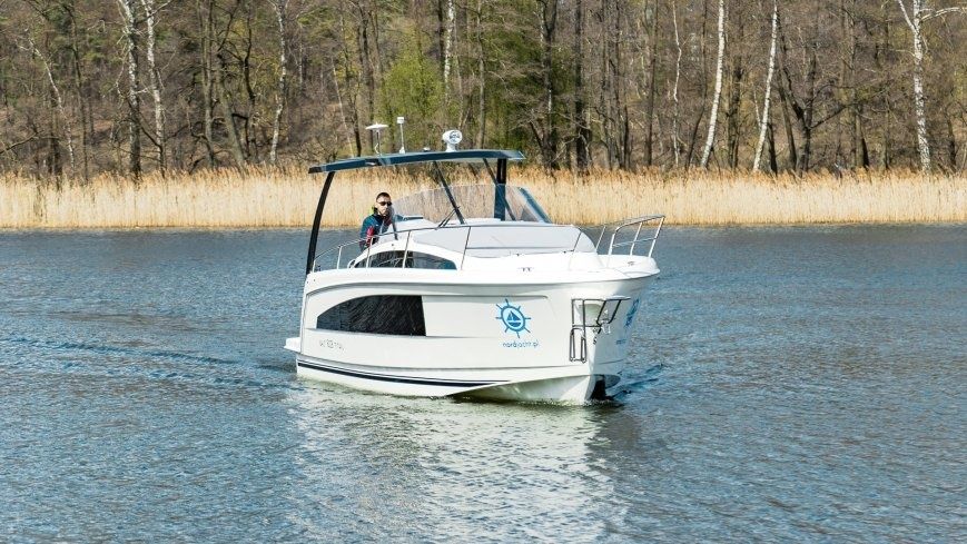 Balt 818 Tytan | Platypus