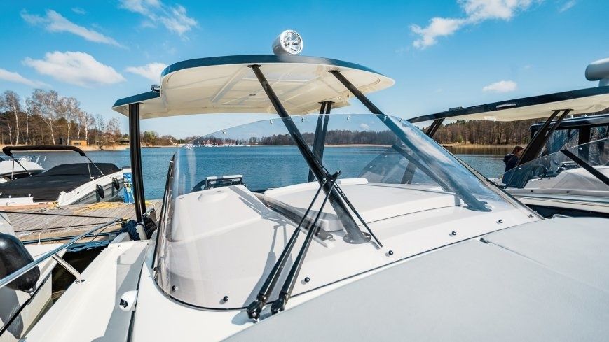 Balt 818 Tytan | Platypus