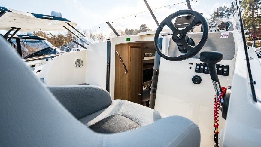 Balt 818 Tytan | Platypus