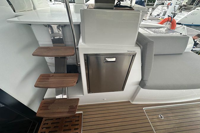 Fountaine Pajot New 51 | Endless Summer