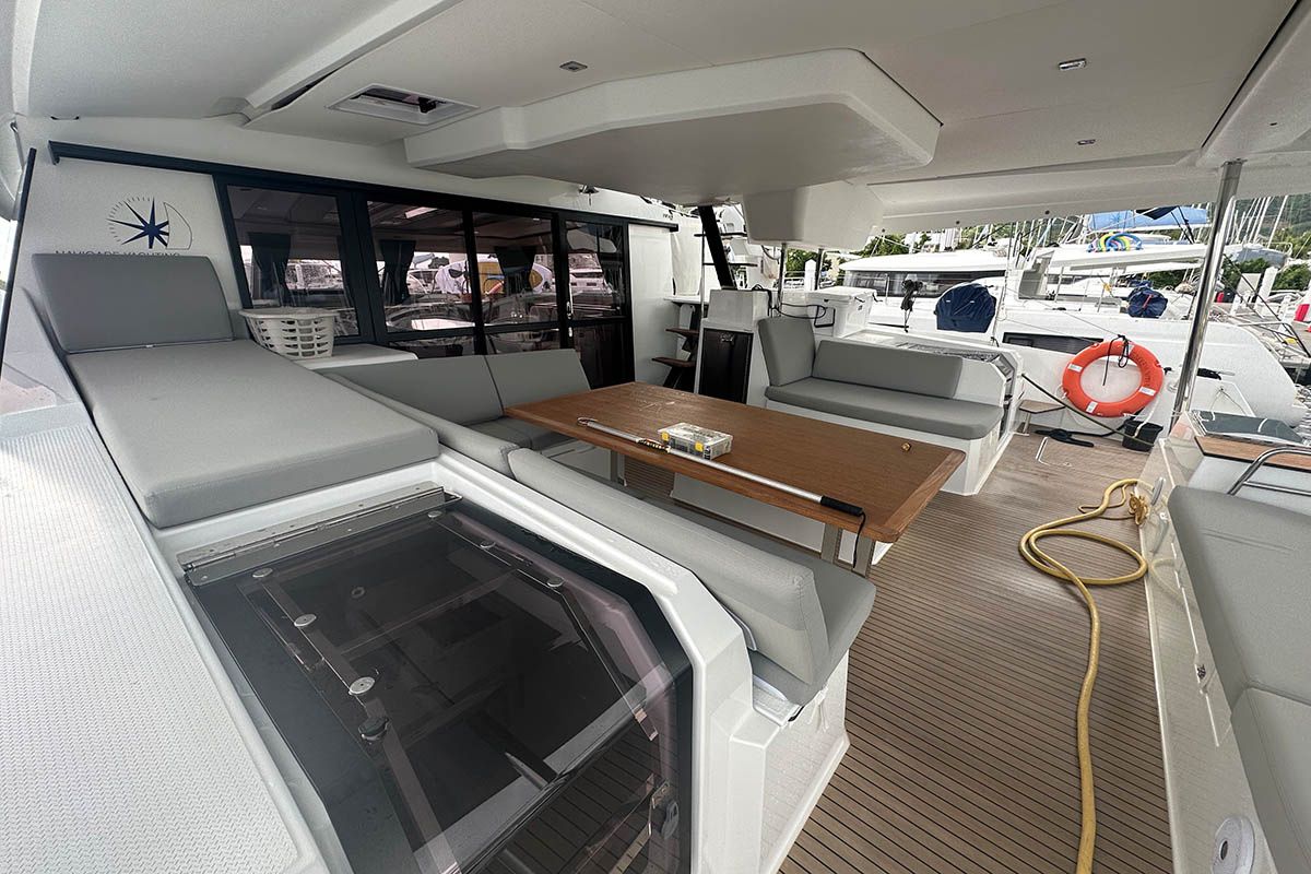 Fountaine Pajot New 51 | Endless Summer
