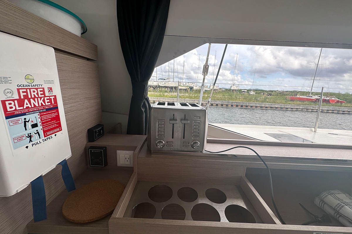 Fountaine Pajot New 51 | Endless Summer