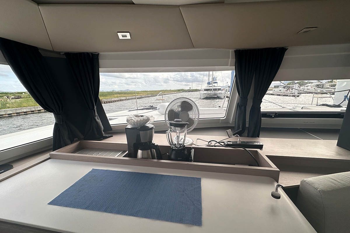 Fountaine Pajot New 51 | Endless Summer