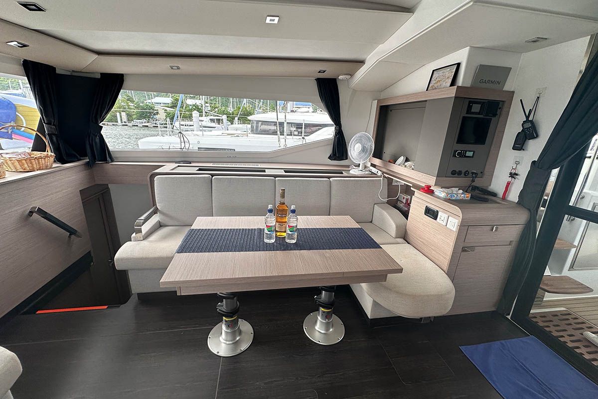 Fountaine Pajot New 51 | Endless Summer