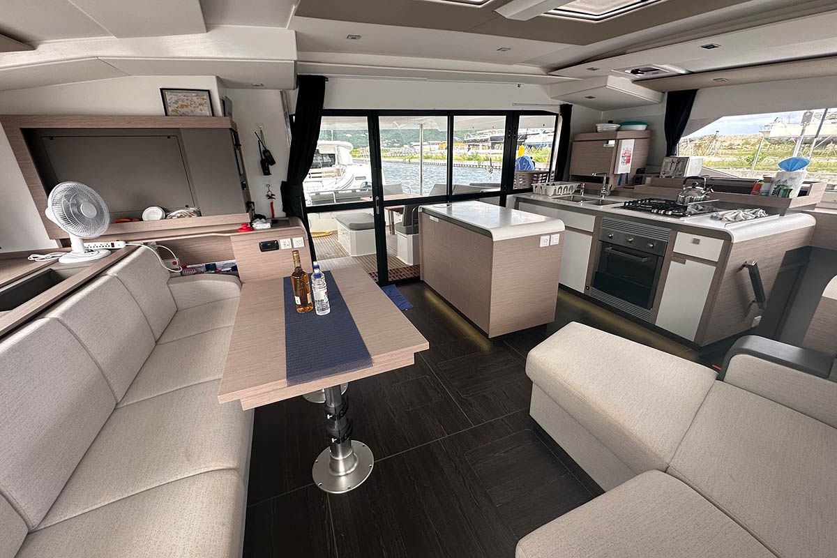 Fountaine Pajot New 51 | Endless Summer
