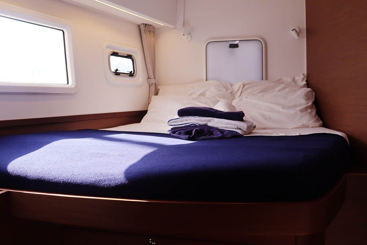Lagoon 42 | Blu Heron
