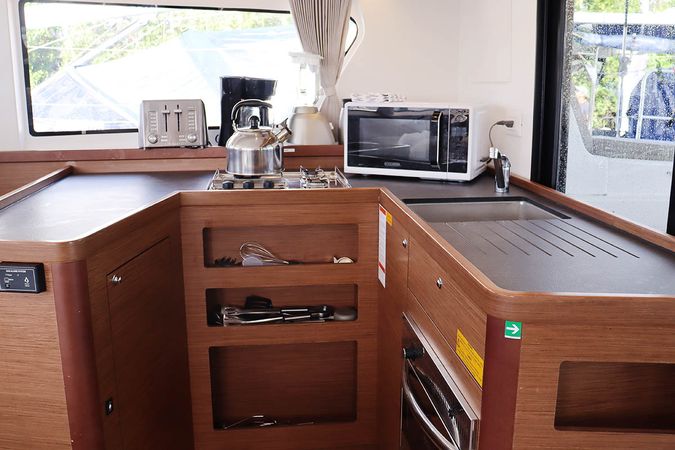 Lagoon 42 | Blu Heron