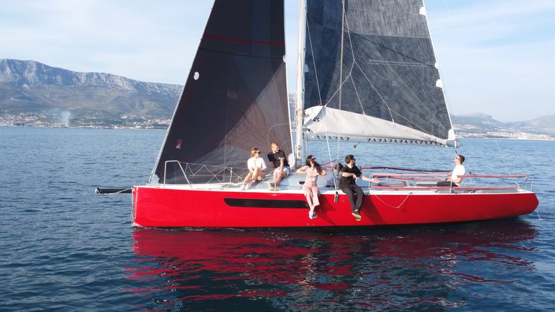 Elan Justin 10 | Malduk