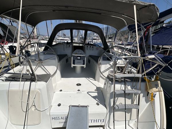 Beneteau Cyclades 39.3 | Miss Aleyna