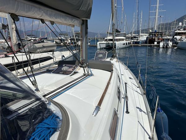 Beneteau Cyclades 39.3 | Miss Aleyna