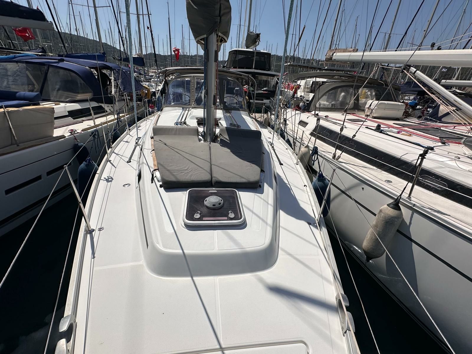 Beneteau Cyclades 39.3 | Miss Aleyna