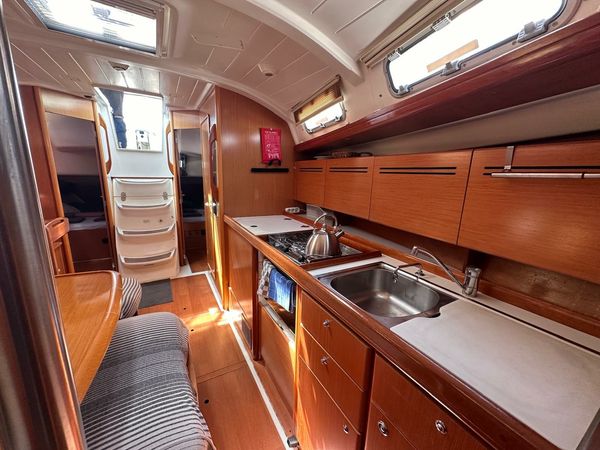 Beneteau Cyclades 39.3 | Miss Aleyna