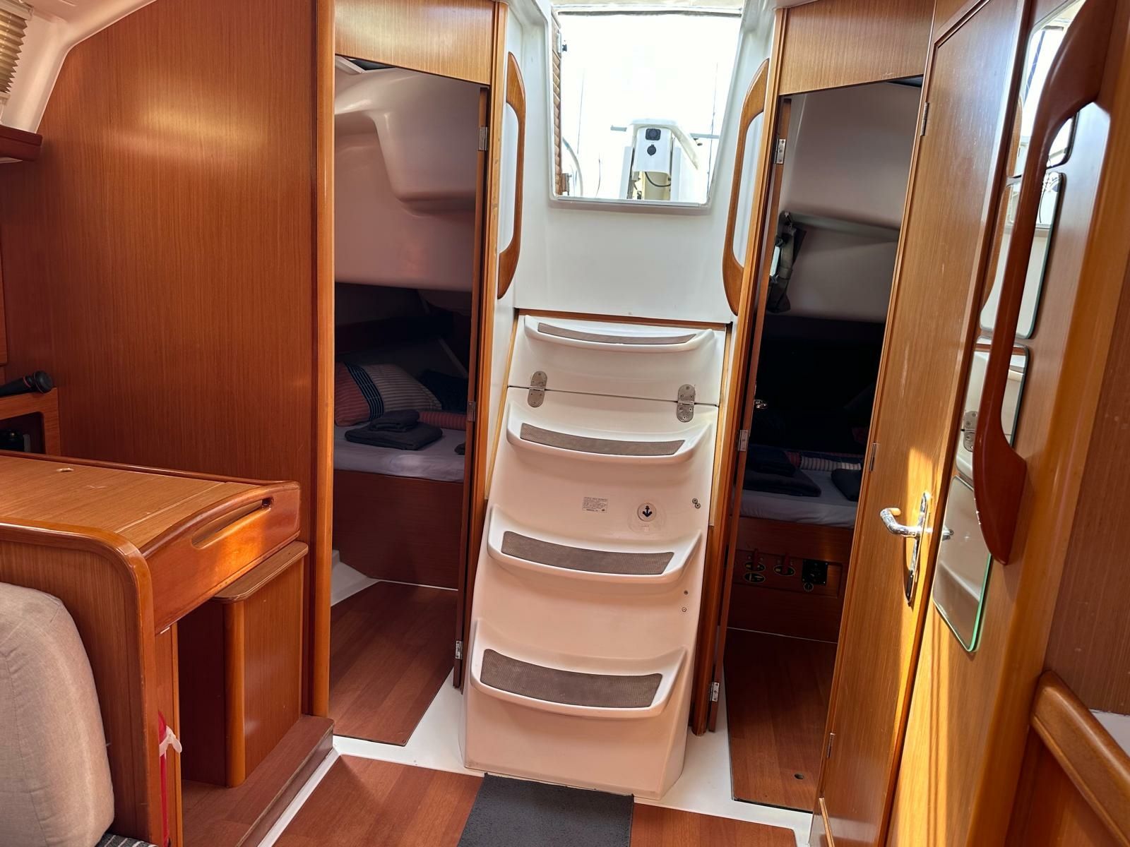 Beneteau Cyclades 39.3 | Miss Aleyna