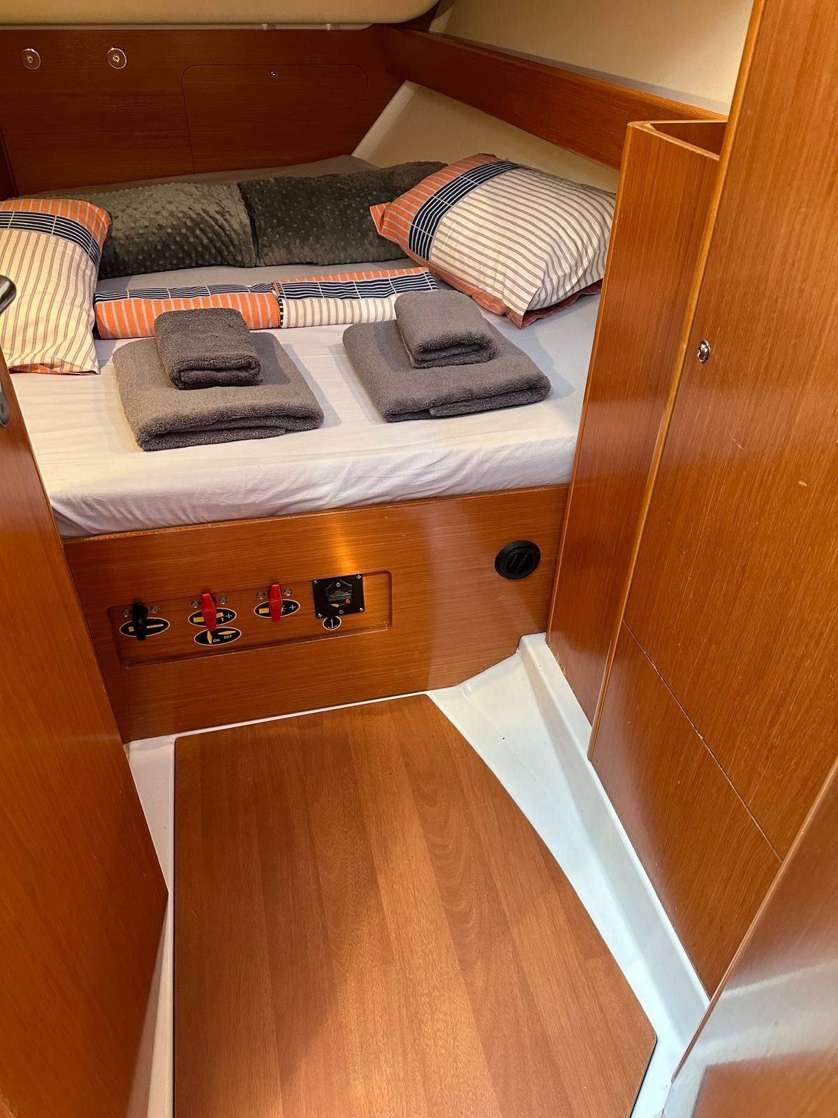 Beneteau Cyclades 39.3 | Miss Aleyna
