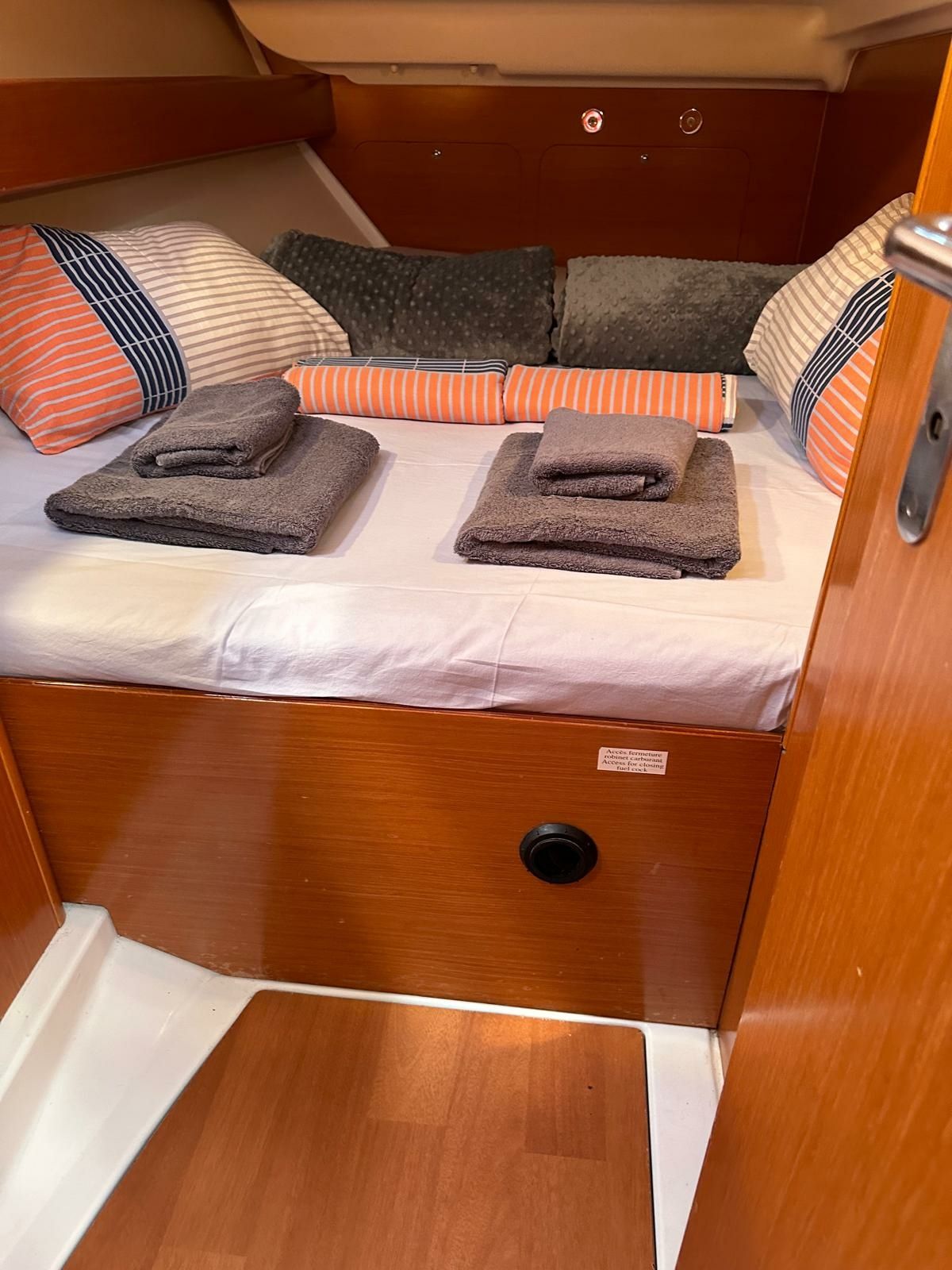 Beneteau Cyclades 39.3 | Miss Aleyna