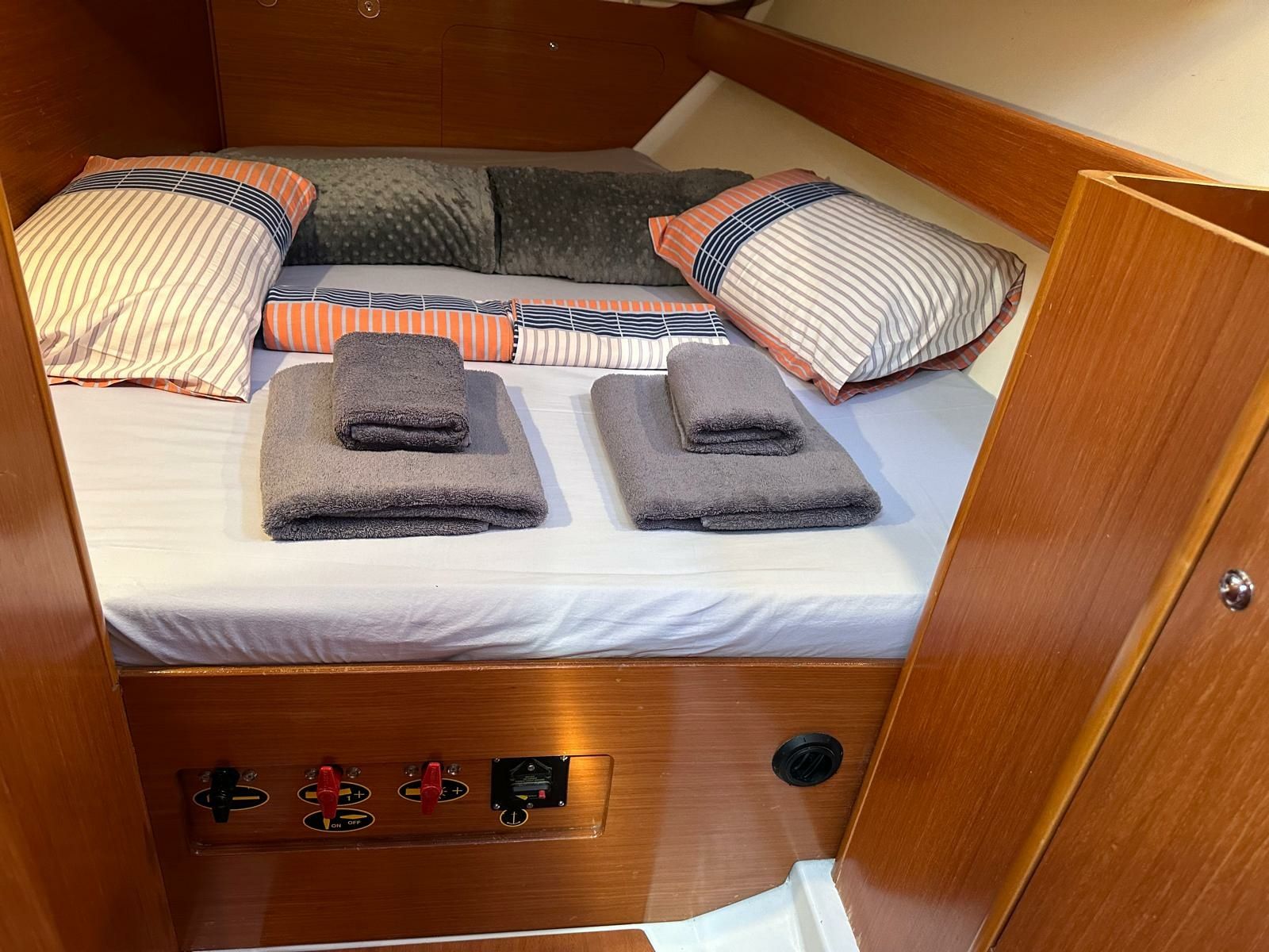 Beneteau Cyclades 39.3 | Miss Aleyna