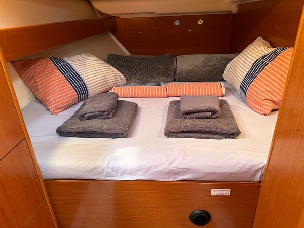 Beneteau Cyclades 39.3 | Miss Aleyna