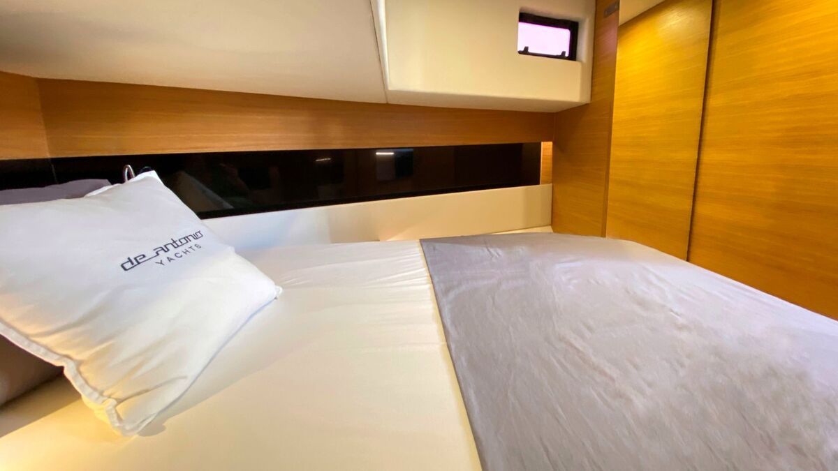 De Antonio D42 Open | Prometheus