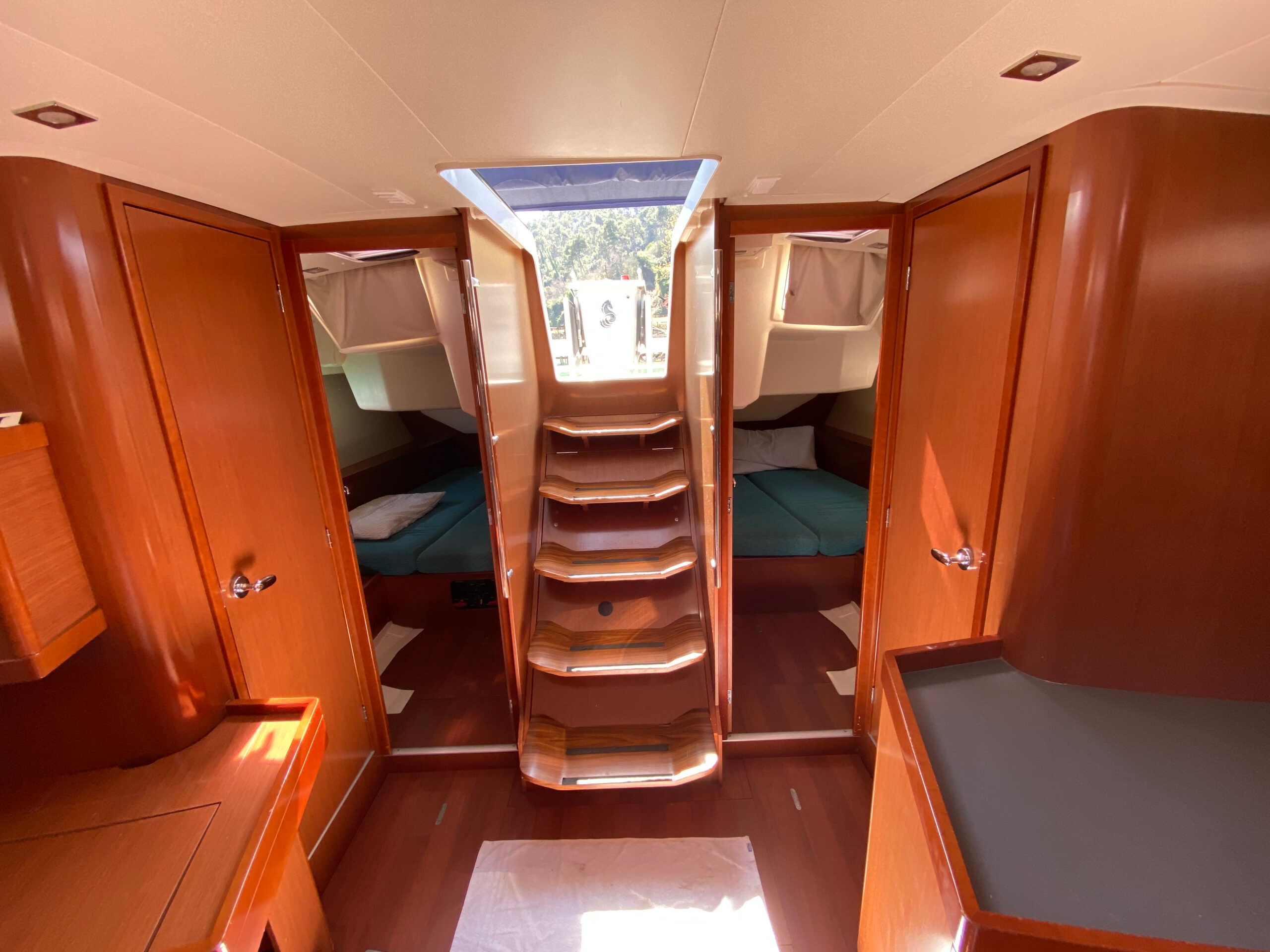 Beneteau Oceanis 45 | Kaali