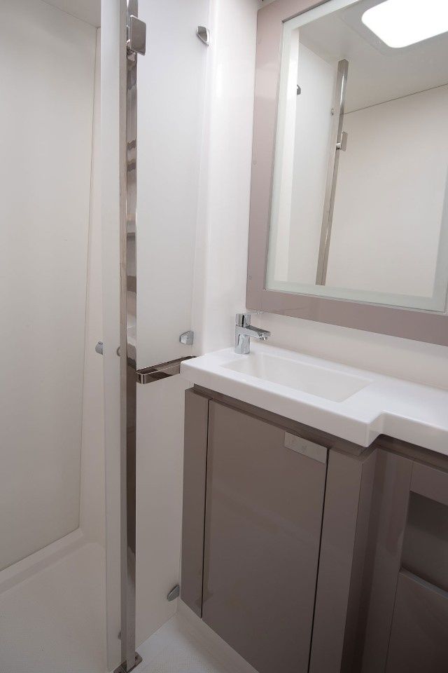 Fountaine Pajot Elba 45 | Mali Havana