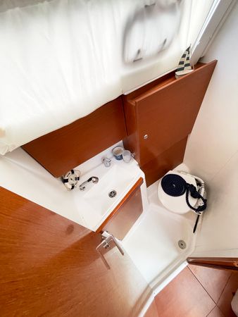 Beneteau Oceanis 35.1 | Caroline
