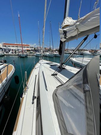 Beneteau Oceanis 35.1 | Caroline