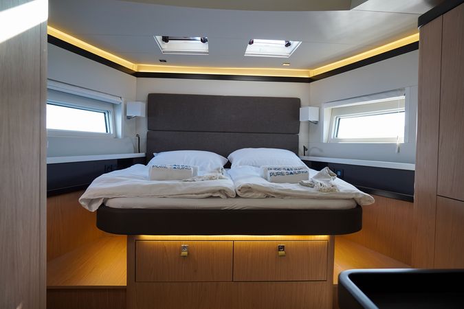 Beneteau Oceanis 62 | Onyx