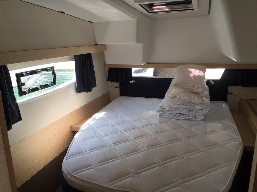 Fountaine Pajot Lucia 40 | Valeriia