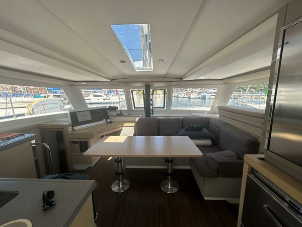 Fountaine Pajot Lucia 40 | Valeriia