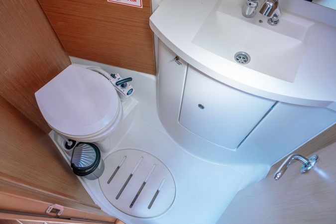 Jeanneau Sun Odyssey 42 i | Winter Breeze