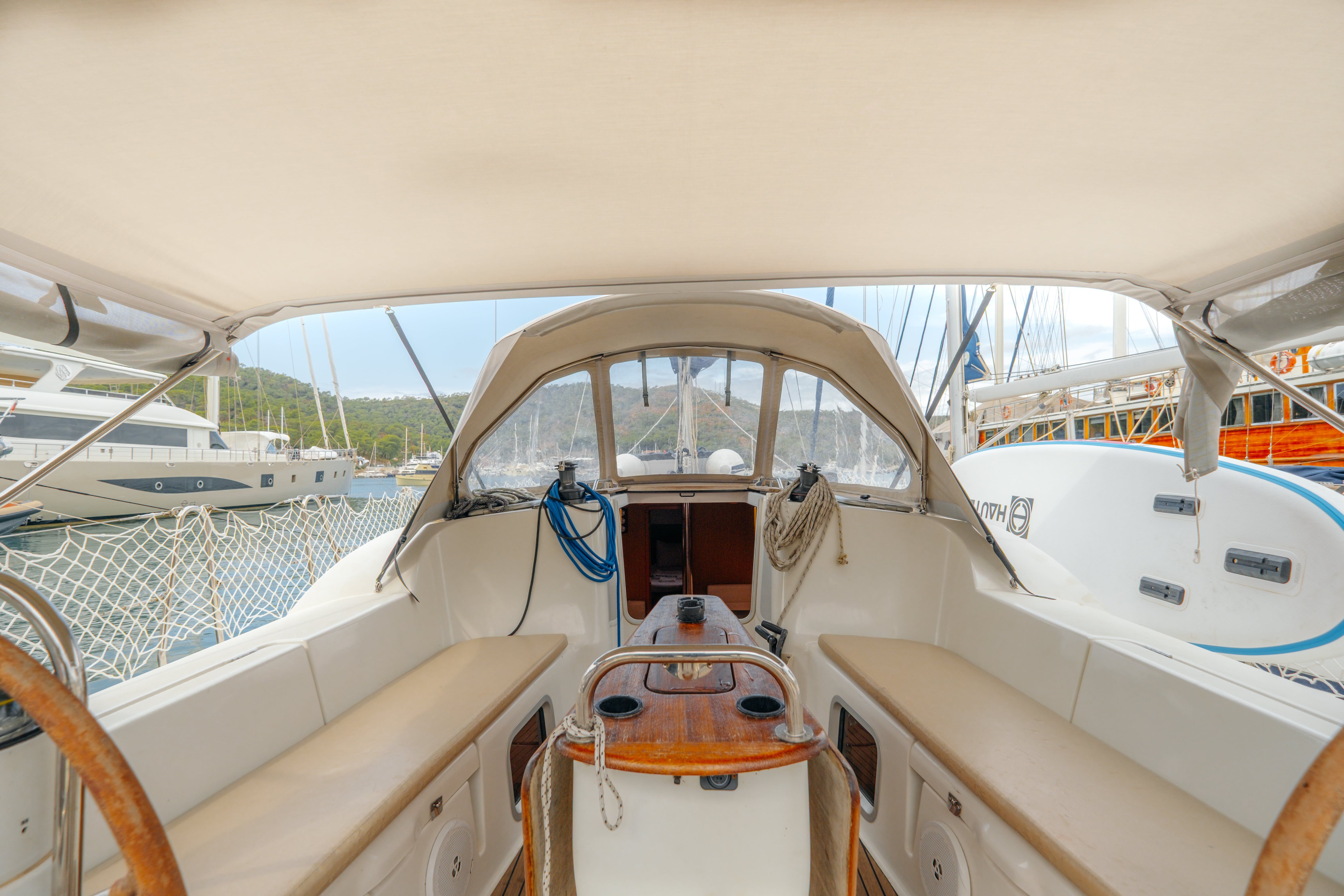 Jeanneau Sun Odyssey 42 i | Winter Breeze