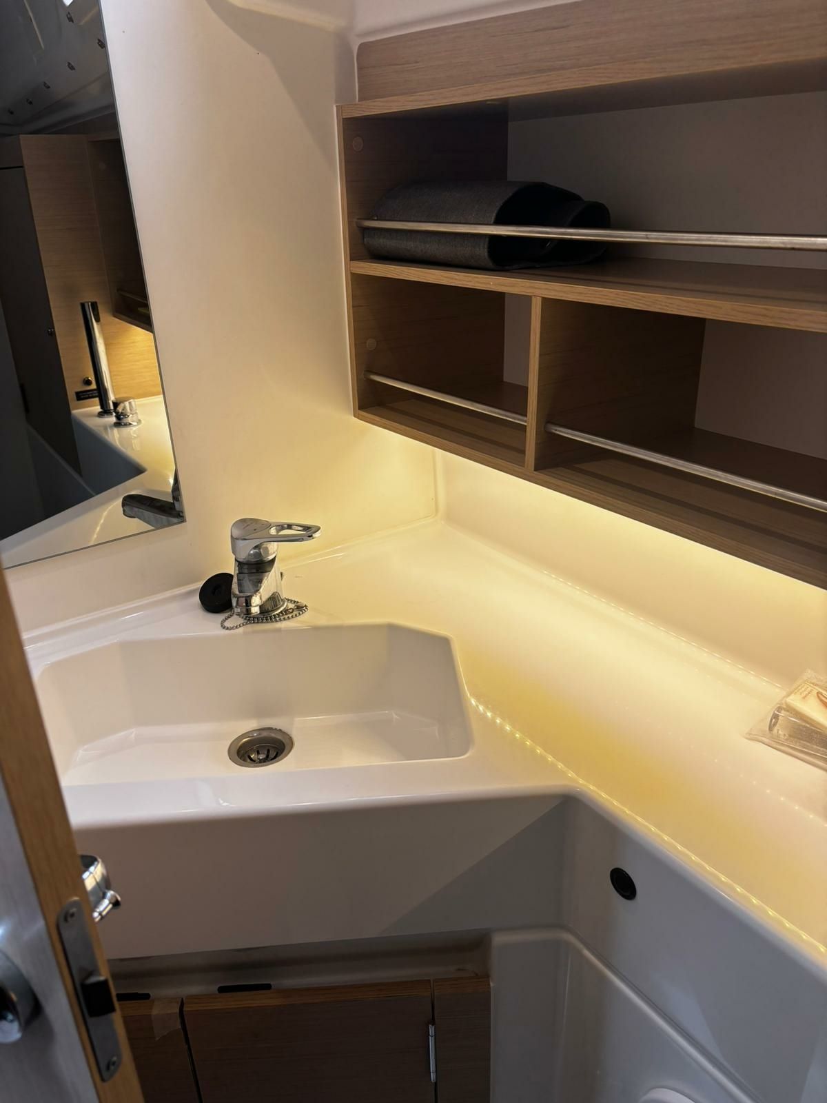 Beneteau Oceanis 30.1 | Amal