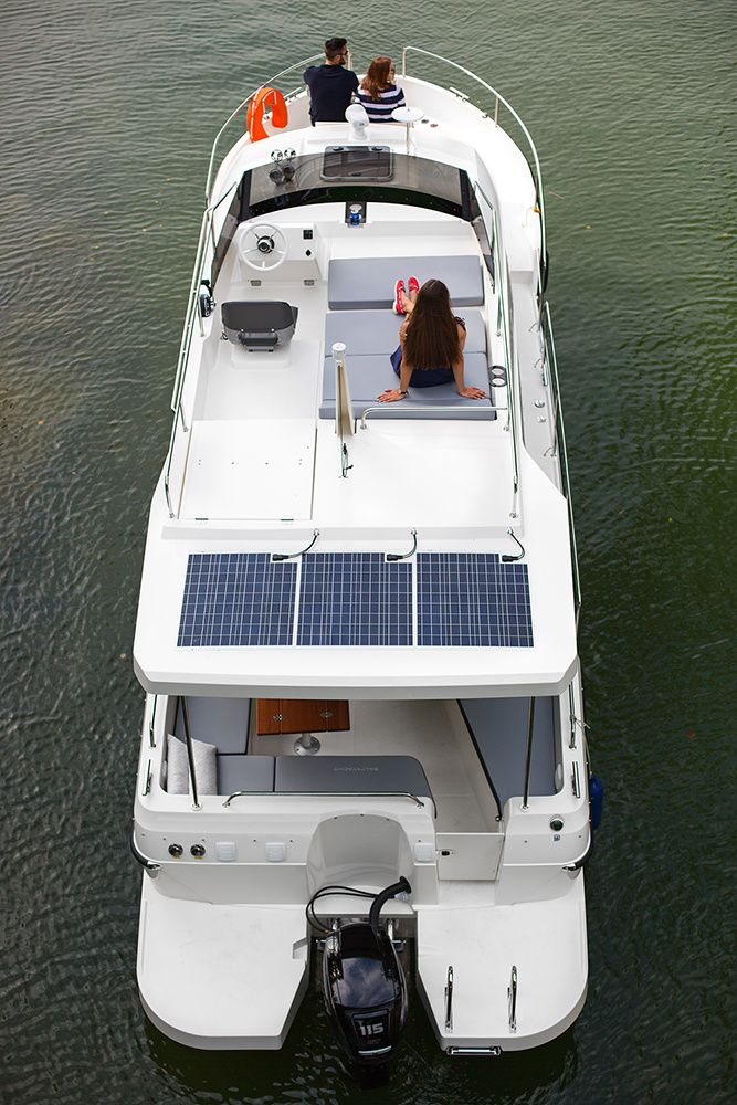 Sun Camper 35 Flybridge | Anna Maria