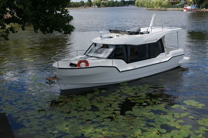 Sun Camper 35 Flybridge | Anna Maria