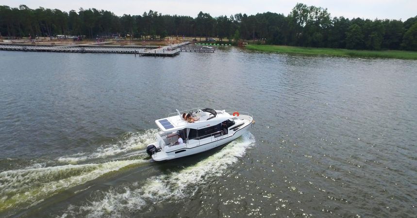 Sun Camper 35 Flybridge | Anna Maria